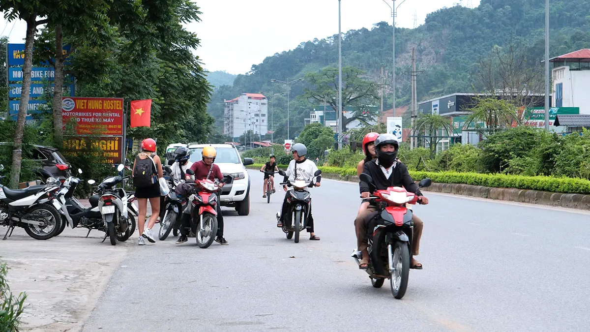 The wind, the mountains, and you - A Love Story in Hà Giang